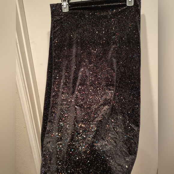 1.5 Yds. Glittery Black Velour Stretch Knit Fabric -Sewing Crafts Costumes - Picture 2 of 5